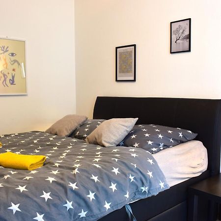 Apartament Castle Vista Getaway, Free Parking Bratysława Zewnętrze zdjęcie